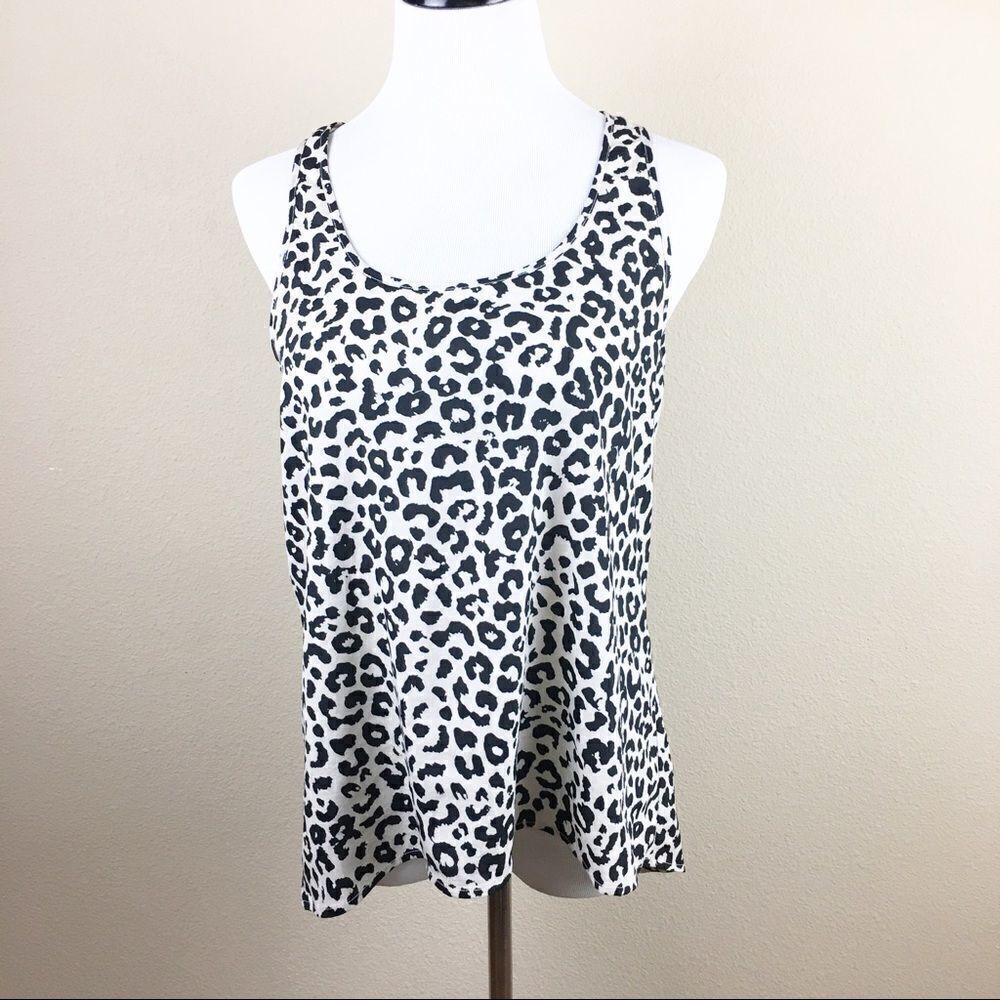 Forever 21 Racer Back Animal Print Blouse Size M